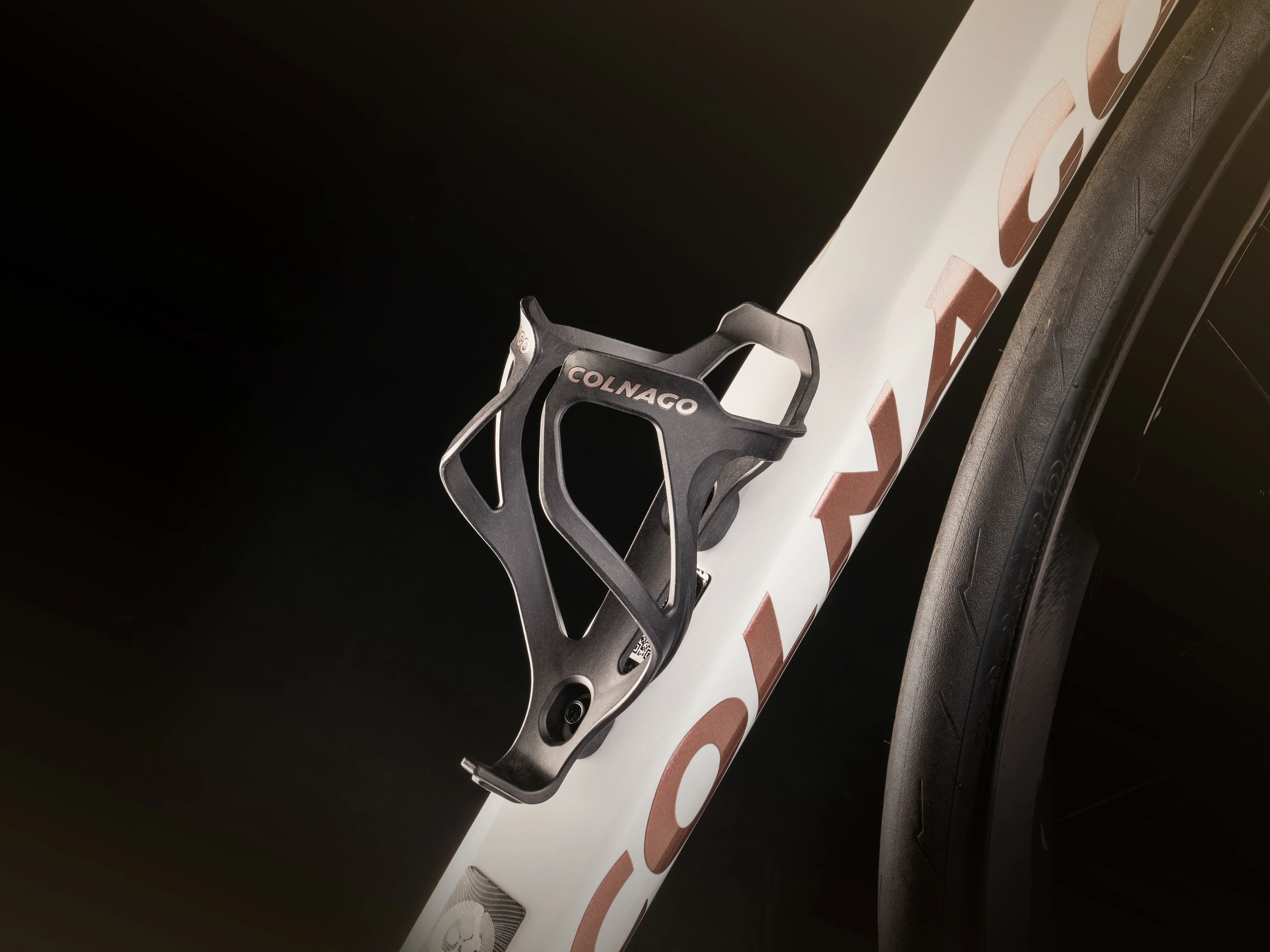 Carbon Bottle Cage - Image 4