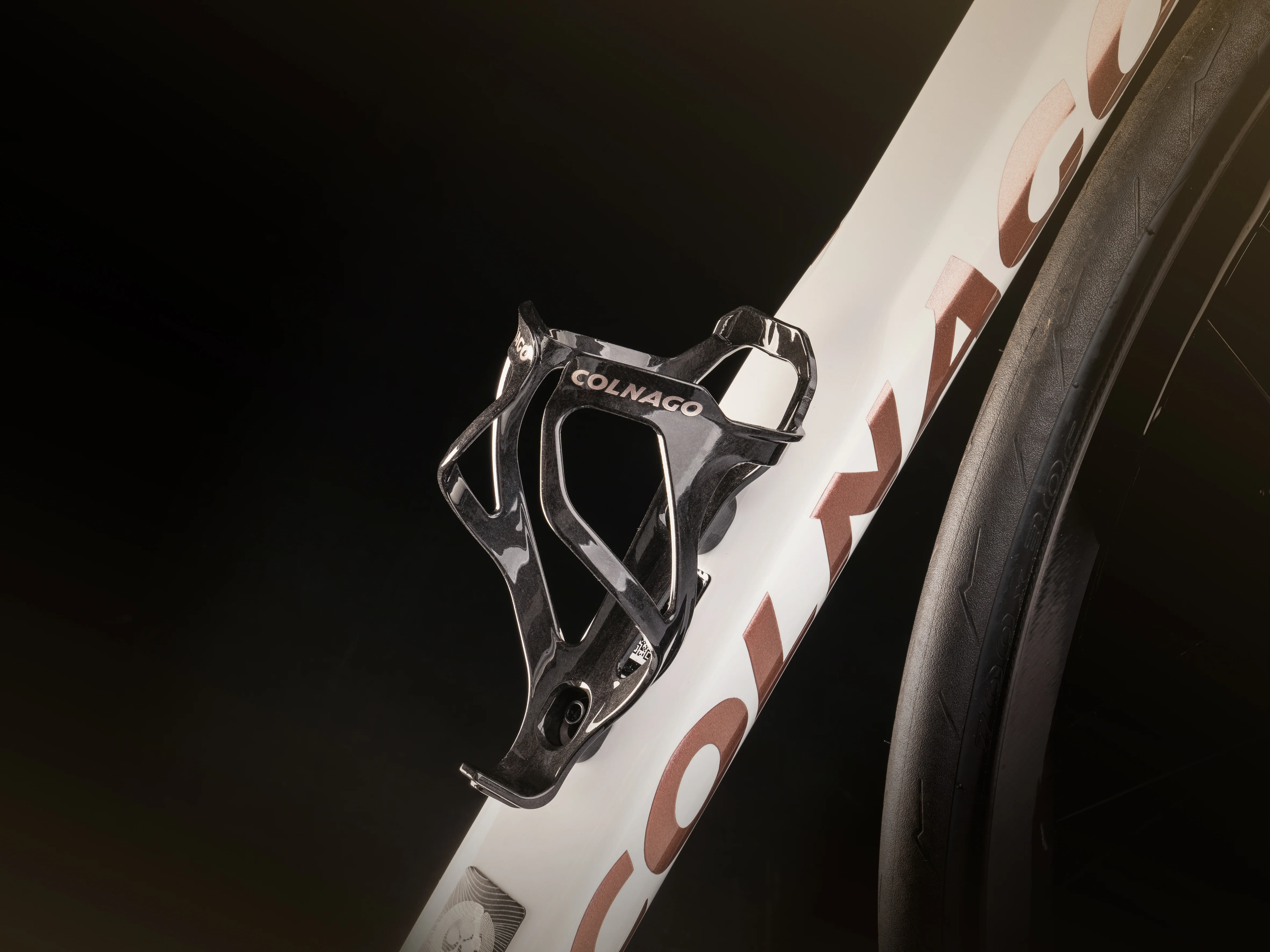 Carbon Bottle Cage Glossy - Image 4