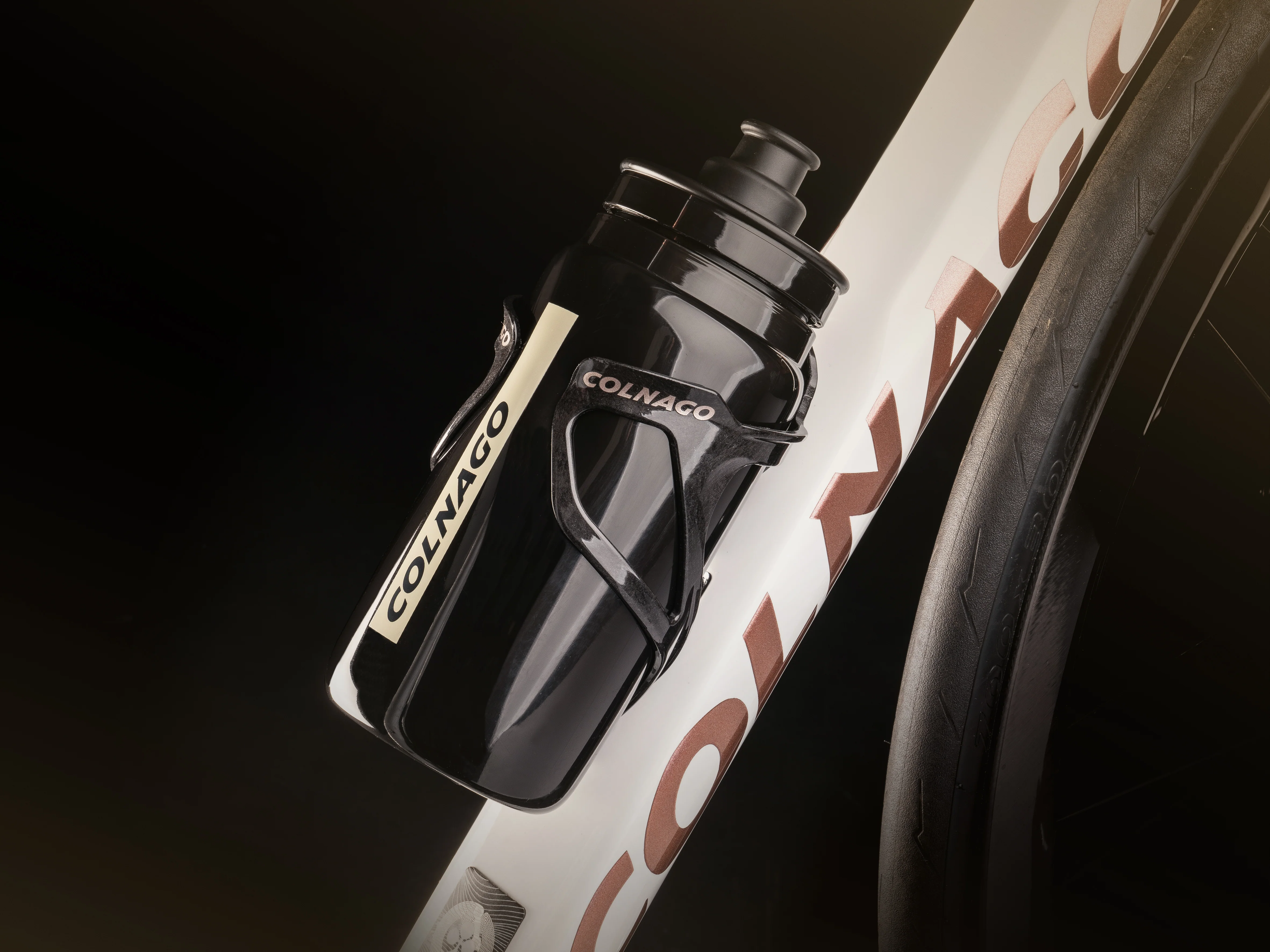 Carbon Bottle Cage Glossy - Image 5