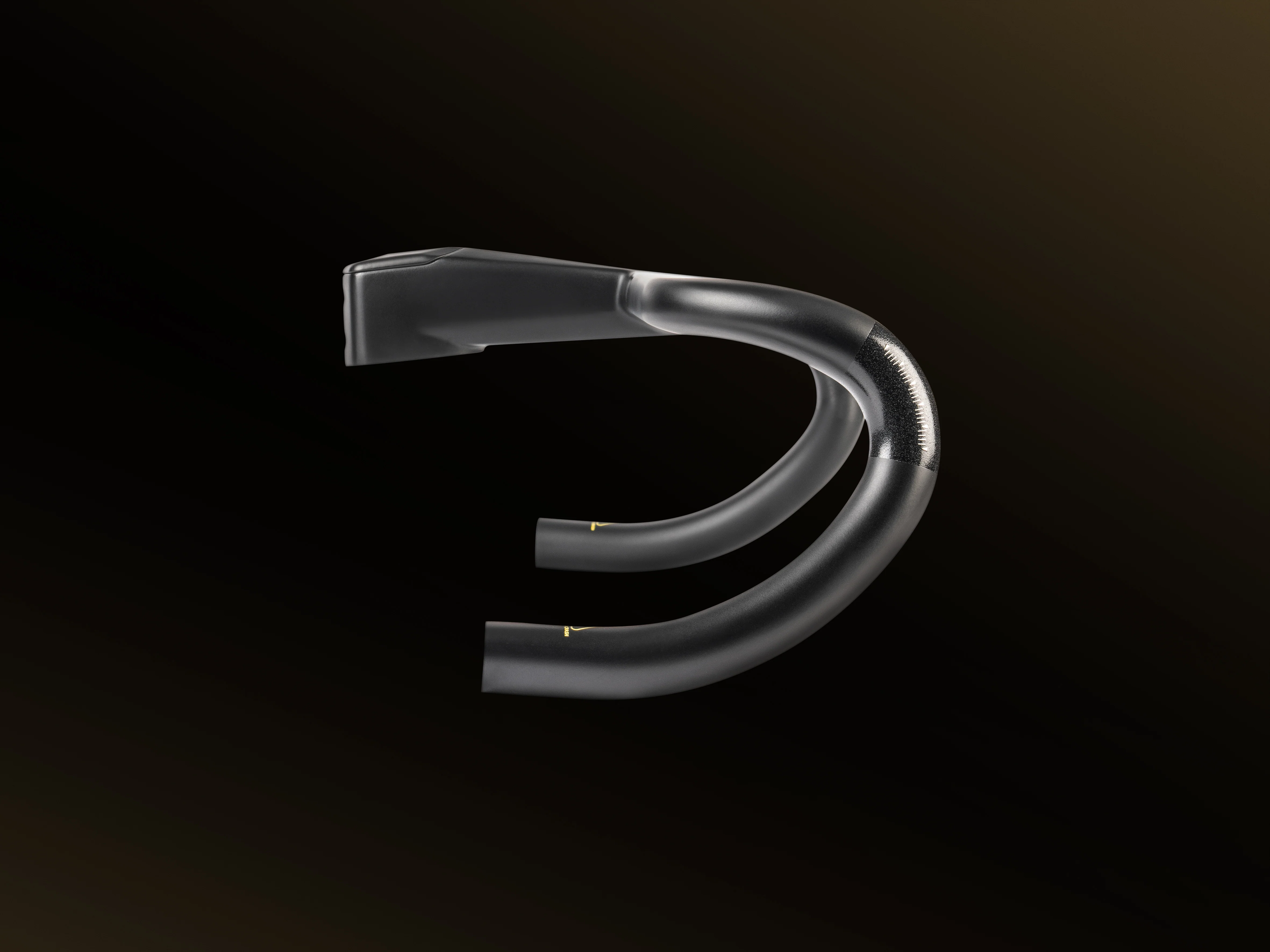 CC.01 Wide Integrated Carbon Handlebars - Image 3