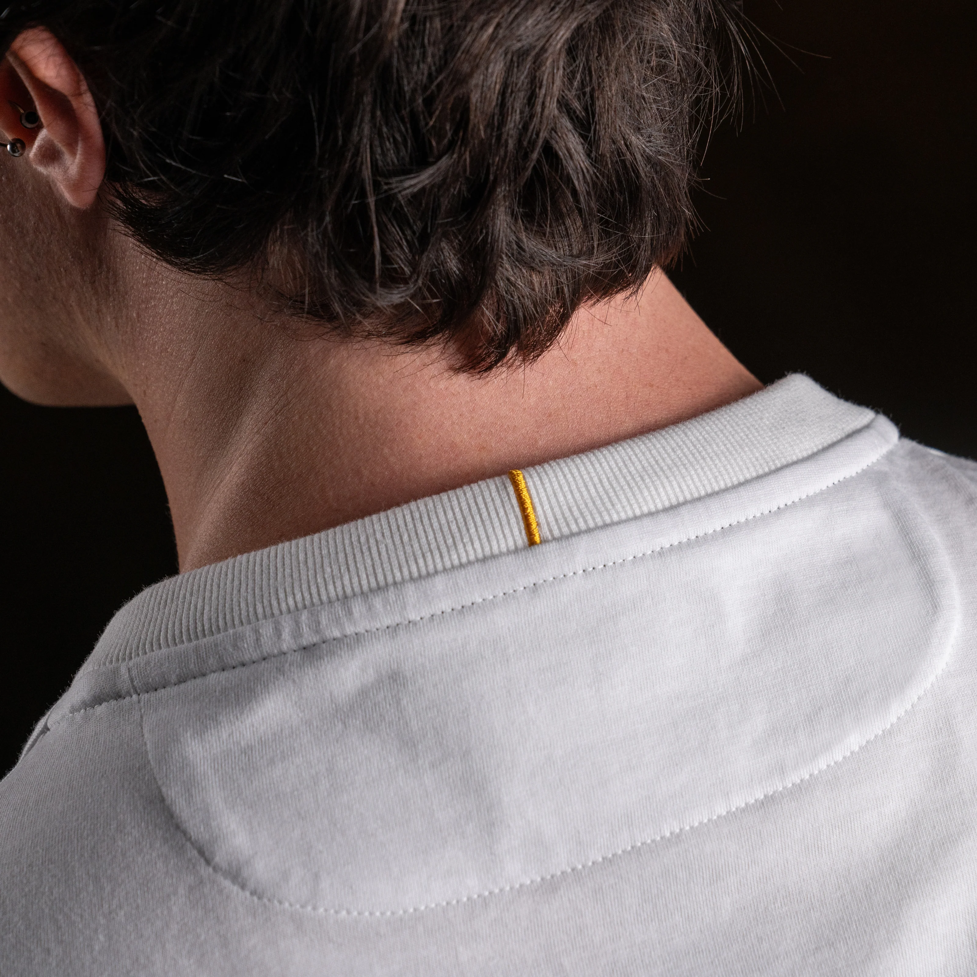 White Cotton T-shirt - Image 5